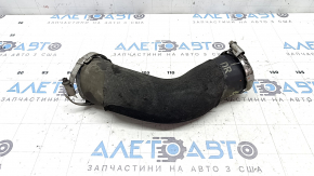 Porsche Cayenne 19-26 3.0T lower right intercooler pipe, first to turbo, rubber