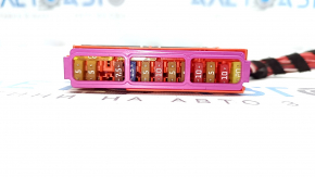 Porsche Cayenne 19-26 dash fuse box, red