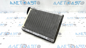 Porsche Cayenne 19-26 evaporator without housing