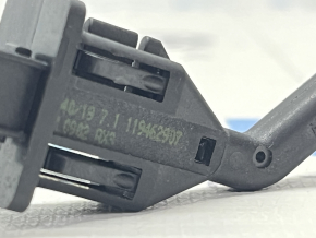 Heater temperature sensor for a Porsche Cayenne 19-26