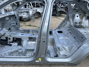 The central left body pillar of a Porsche Cayenne 19-26 on the body