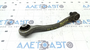 The upper front right rear control arm of a 19-26 Porsche Cayenne has a torn silent block.