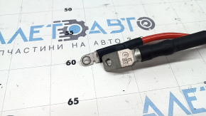 The positive terminal wiring of the Porsche Cayenne 19-26 battery is broken.