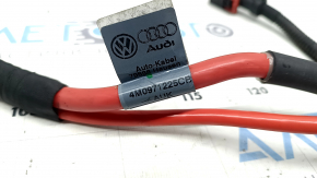 The positive terminal wiring of the Porsche Cayenne 19-26 battery is broken.