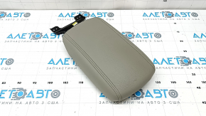Kia Sportage 20-22 armrest, gray leather, scratched