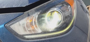Left front headlight assembly for Kia Niro 17-19 HEV, PHEV, with bracket, halogen, LED DRL, seal peeling off, needs polishing, scratches, cobwebs