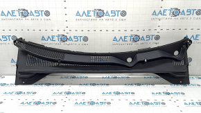 Plastic windshield wiper grille for Kia Sportage 17-22, without nozzles and seals, scratches
