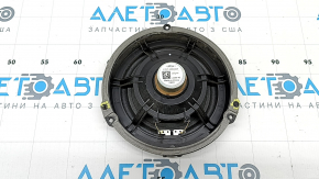 The rear right speaker on a Ford Edge 19-24 has broken guides.