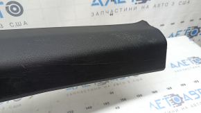 Front left door sill plate for Nissan Rogue Sport 17-22, black, scratches, mount turned white