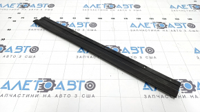 Door seal short lower rear left Nissan Rogue Sport 20-22