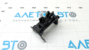 Lower right headlight mounting bracket for Ford Edge 15-24, crack in mount