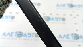 Right Ford Edge windshield molding with 15-24 scratches
