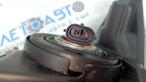 Nissan Rogue Sport 20-22 halogen right front headlight, scratches