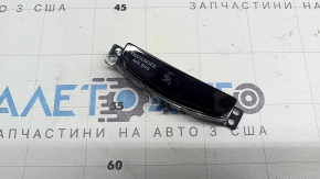 Nissan Rogue Sport 17-22 Passenger Airbag Indicator Scratch