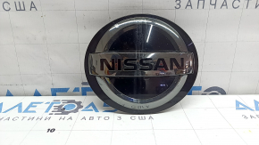 2020 Nissan Rogue Sport radiator grille emblem, chipped, glued