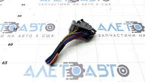 Kia Sportage 20-22 black underhood fuse box connector