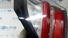 Right inner taillight, Ford Edge 19-24, SE SEL, air flow along the edge, glued, scratches
