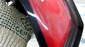 Right inner taillight, Ford Edge 19-24, SE SEL, air flow along the edge, glued, scratches
