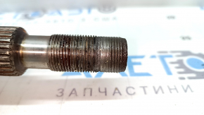 The front left half shaft of a Ford Edge 19-24 2.0T is rusty and has stripped threads.
