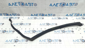 Ford Edge 15-24 rear right fender arch seal, broken latch
