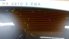 The hood is bare, Honda CRV 17-22 steel, graphite NH797M, dents, the amplifier is peeling off.