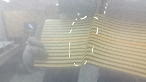The hood is bare, Honda CRV 17-22 steel, graphite NH797M, dents, the amplifier is peeling off.