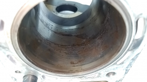 Bare cylinder block of Toyota Highlander 08-13 hybrid 3MZ-FE for boring, oil line is broken