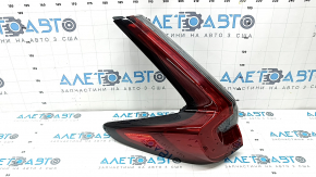 Honda CRV 20-22 left outer fender light is worn