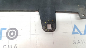 The rear bumper lip of the Audi A6 C7 16-18 restyling s-line is gray, scratches, cracked fasteners, broken fastener, chips