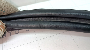 Honda CRV 17-22 trunk door rubber seal scratched