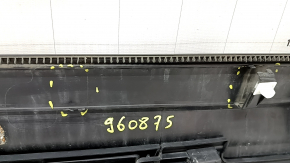 Lower rear left door trim for Honda CRV 17-22: structure, scratches, cracks, broken fasteners