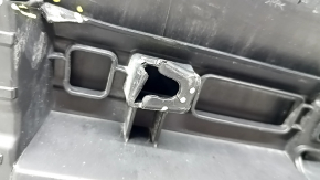 Lower rear left door trim for Honda CRV 17-22: structure, scratches, cracks, broken fasteners