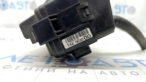 Honda CRV 20-22 hybrid small underhood fuse box, no wiring