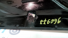 Left rear fender trim for Hyundai Tucson 22-26, matte chrome, broken fasteners, cracks in fasteners, scratches, melted filler