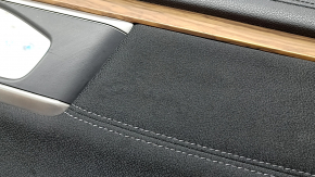 Honda CRV 17-22 black rear right door panel, black fabric armrest, black fabric insert, light wood molding, under the tweeter, for cleaning
