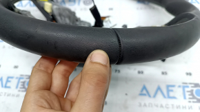 The steering wheel is bare, Hyundai Tucson 22-26, black leather, heated, with a lining, worn, scratches.