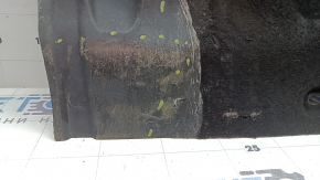 The front engine guard of the Audi A6 C7 12-18 is worn and cracked.