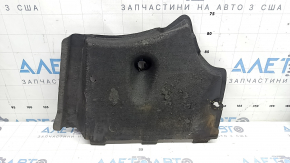 The front right underbody protection of the Audi A6 C7 12-18 is worn and torn.