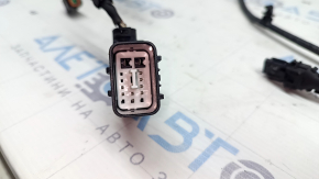 Hyundai Tucson 22-24 USA front bumper wiring for signals, ambient air temperature sensor, and Distronic