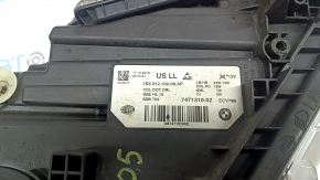 BMW 3 F30 16-18 LED front right headlight assembly, chipped, needs polishing