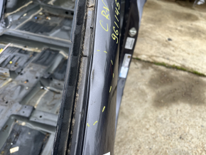 Honda CRV 20-22 hybrid front left quarter panel on the body, graphite, dented pillar