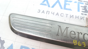 Front left outer door sill trim for Mercedes GLC 20-22, chrome with backlight, scratches, broken fasteners