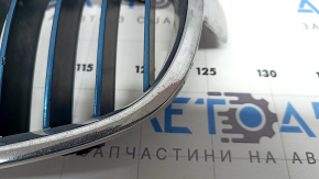 Left radiator grille BMW 3 F30 4d 12-18 plug-in chrome with blue, pokes