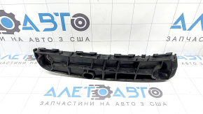 The right front bumper mount for a Toyota Prius 50 16-22 has a broken latch.