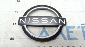 Nissan Rogue 24-26 Grille Emblem