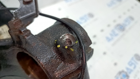 Front left axle hub for Honda CRV 20-22 hybrid with housing and ABS sensor, broken bolt, drilled hole, filed down