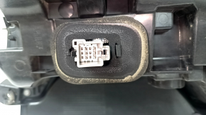 Volvo XC90 16-26 LED right outer fender light, light, cracks in glass, worn