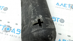 The sound insulation of the left air suspension receiver of a Volvo XC90 16-26 is worn out.