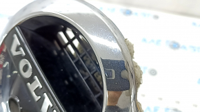 Volvo XC90 16-19 grille emblem under the camera, sand