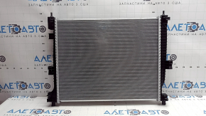 Jeep Grand Cherokee WK2 16-22 3.6" water cooling radiator with small fan